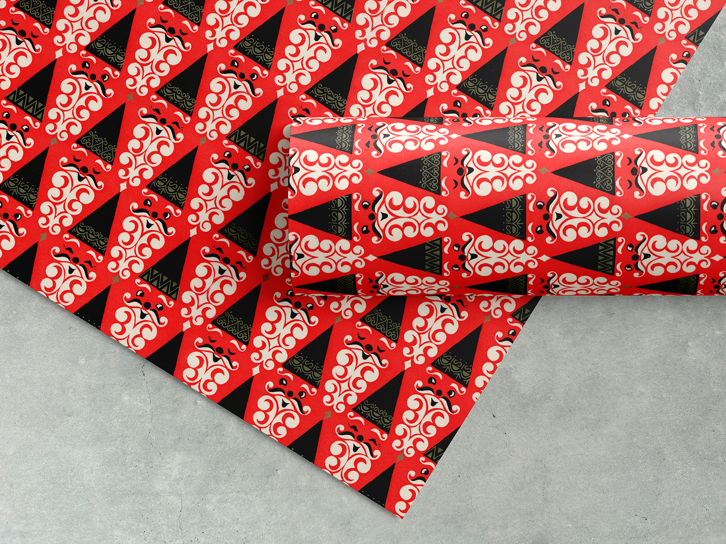 Triangle Santa